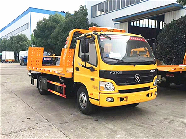 福田歐馬可一拖二藍(lán)牌清障車(chē)