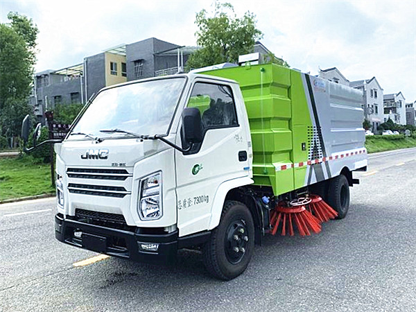 江鈴順達6方掃路車