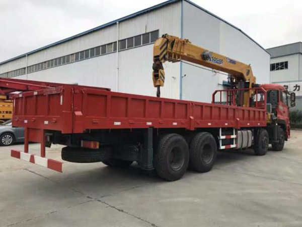 東風(fēng)征夢(mèng)前四后八輪隨車(chē)吊 東風(fēng)征夢(mèng)前四后八輪隨車(chē)吊