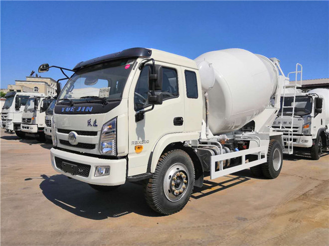 躍進混凝土攪拌運輸車